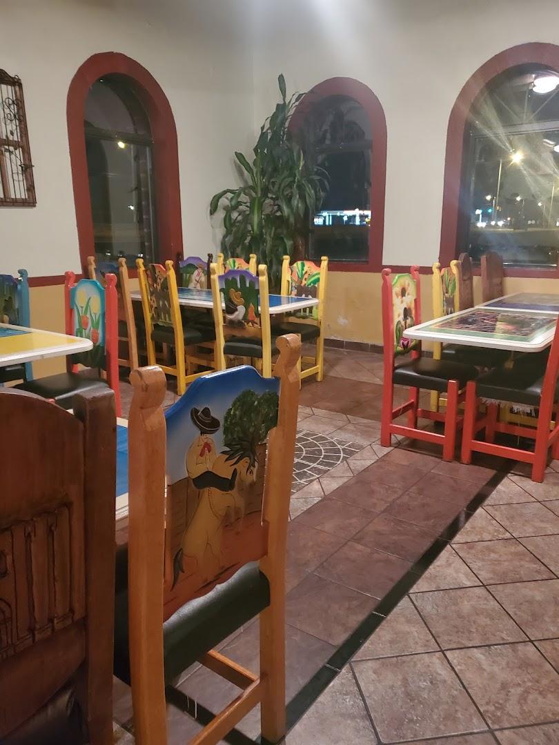 El VALLARTA MEXICAN RESTAURANT